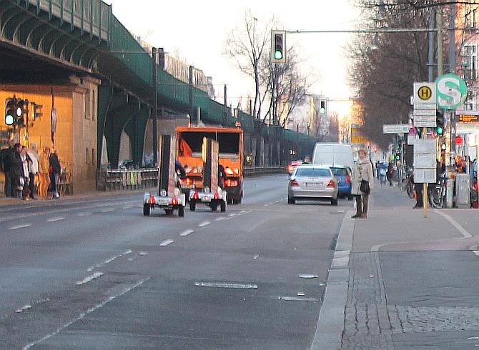 Verkehrseinschrankung Auf Der Brucke Am Bahnhof Schonhauser Allee Prenzlberger Stimme